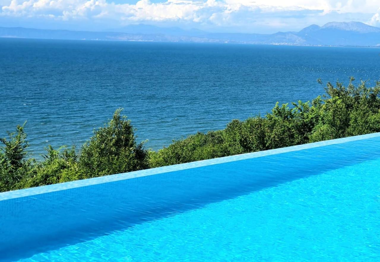 Duplex Seaview Condo Durrës 外观 照片